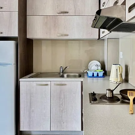 Triton Sea Side Apartman *