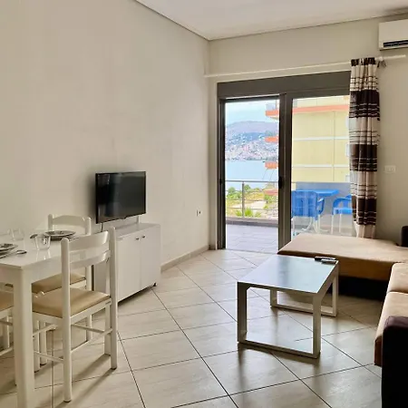 Triton Sea Side Apartman *