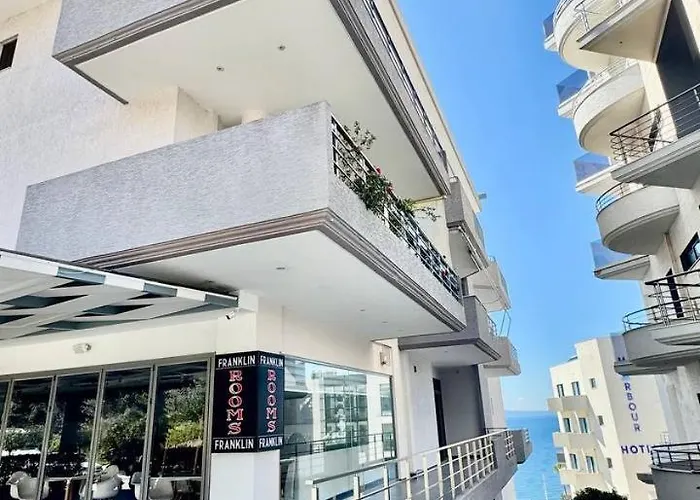 Triton Sea Side Appartement